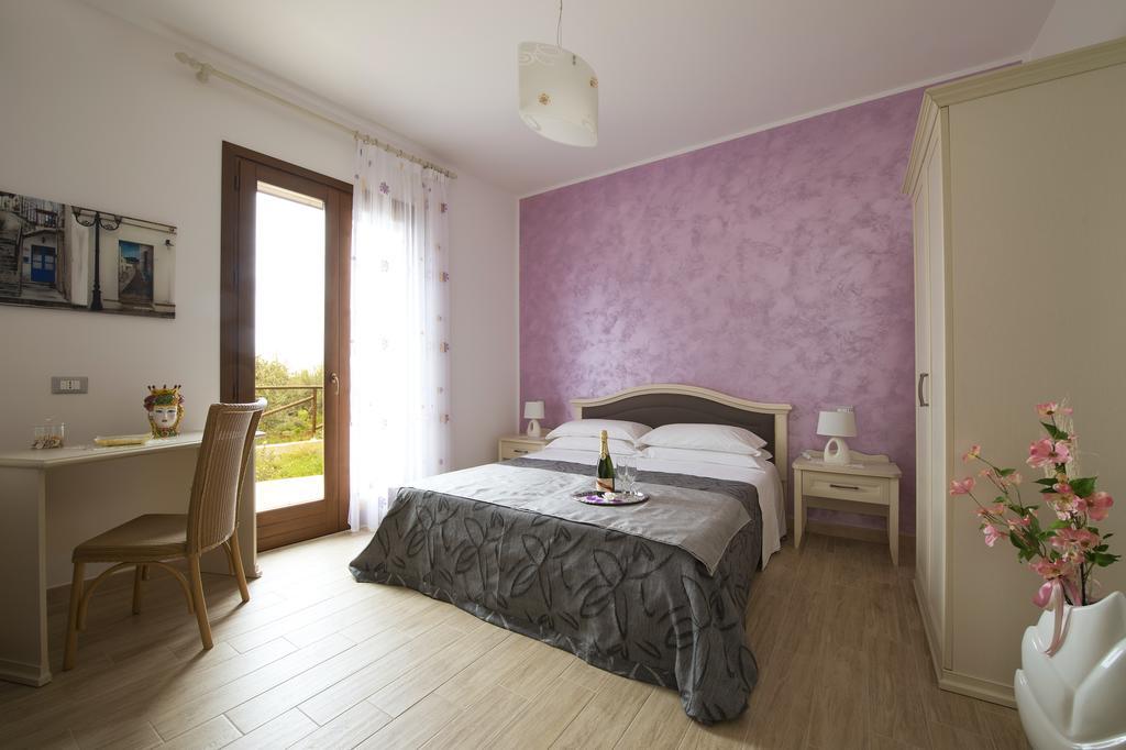 I Segreti Di Antonina Hotell Castelluzzo Exteriör bild